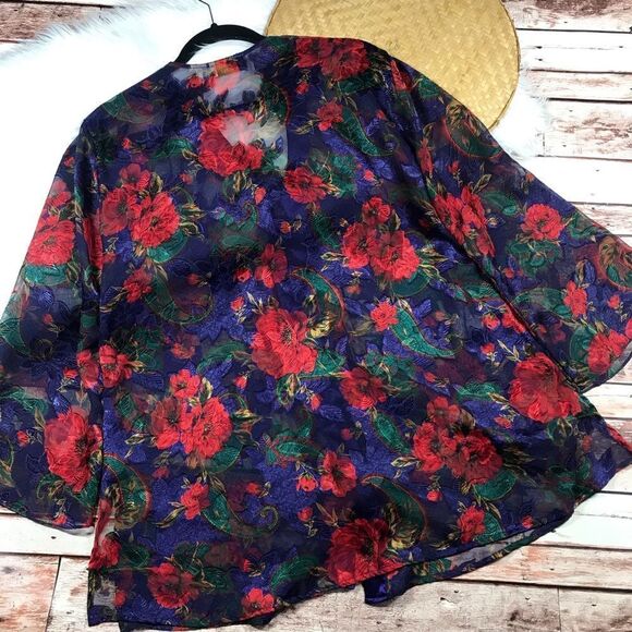 Vintage Victoria’s‎ Secret gold label floral sleep shirt - Picture 5 of 5